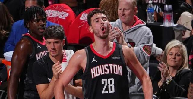 九游体育APP-血脉压制？火箭青年军不信！休斯顿缔造77秒奇迹