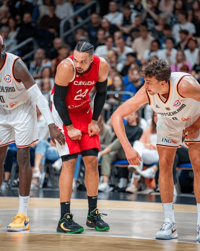 九游体育官方网站-水土不服！半数NBA球星建队的加拿大男篮是纸老虎？